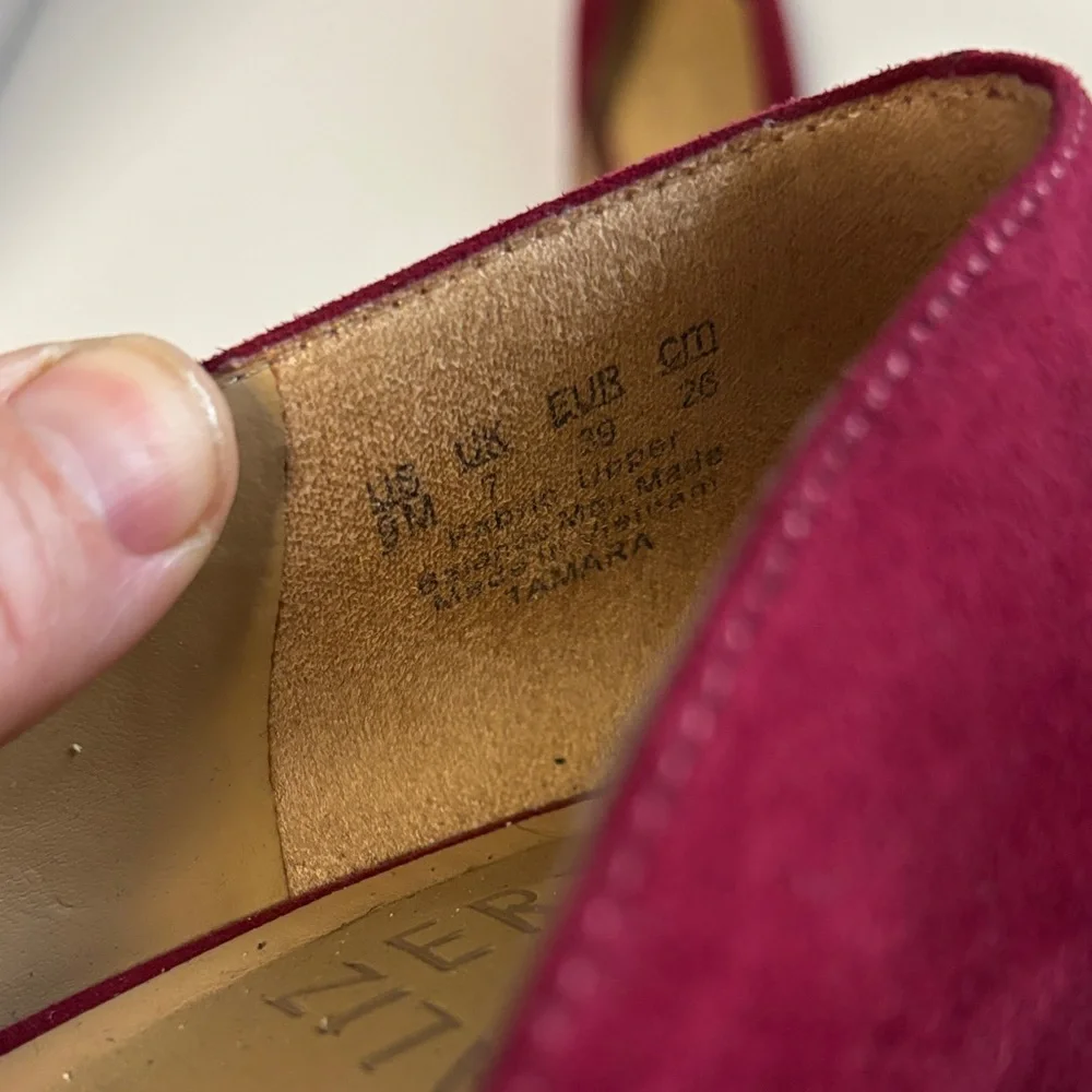 Naturalizer Women's Burgundy Flats size 9 - Picture 2 of 7